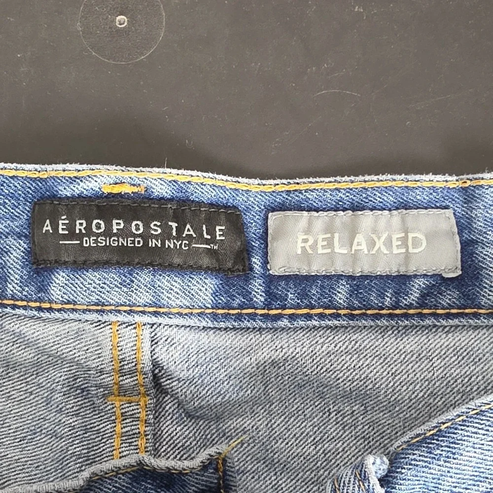Aéropostale Relaxed Straight Denim‎ Jeans Blue Medium Wash Distressed Men's